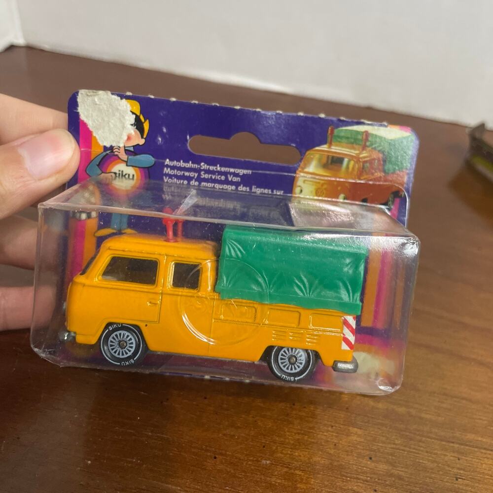 Siku Vintage 1331 VW Van Volkswagen Crew Cab Transporter  Pick Up Autobahn